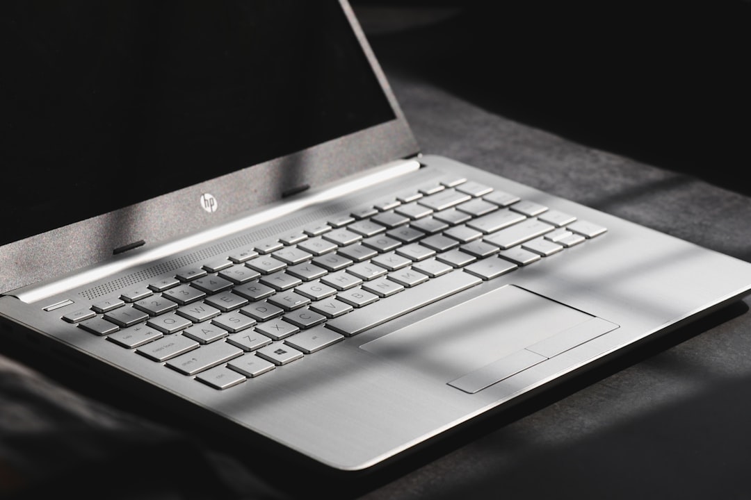 Cambiar Bisagra MacBook Precio: Guía Completa Y Tarifas Actualizadas